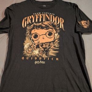 Warner Bros. Gryffindor Quidditch Kids Tee - Black and Gold